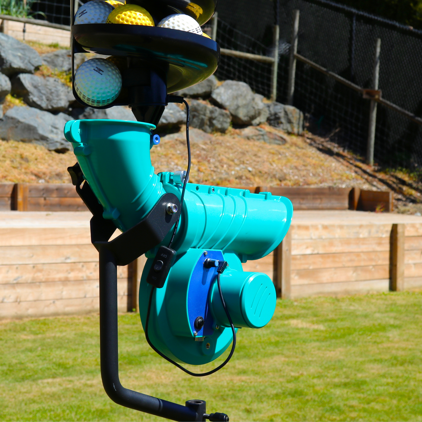 Paceman 195 Shift Cricket Bowling Machine 360 Degree Rotational Adjustment