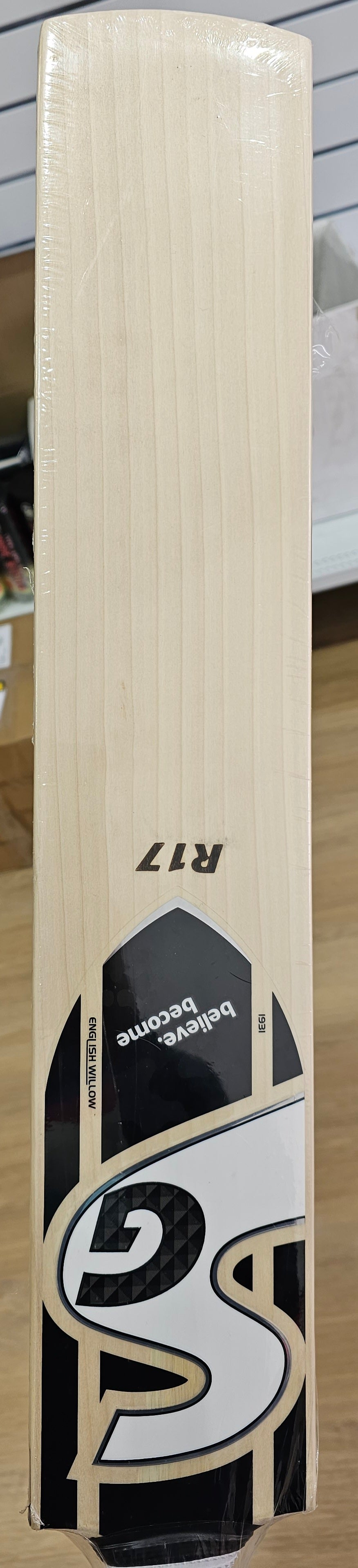 SG R17 English Willow Cricket Bat