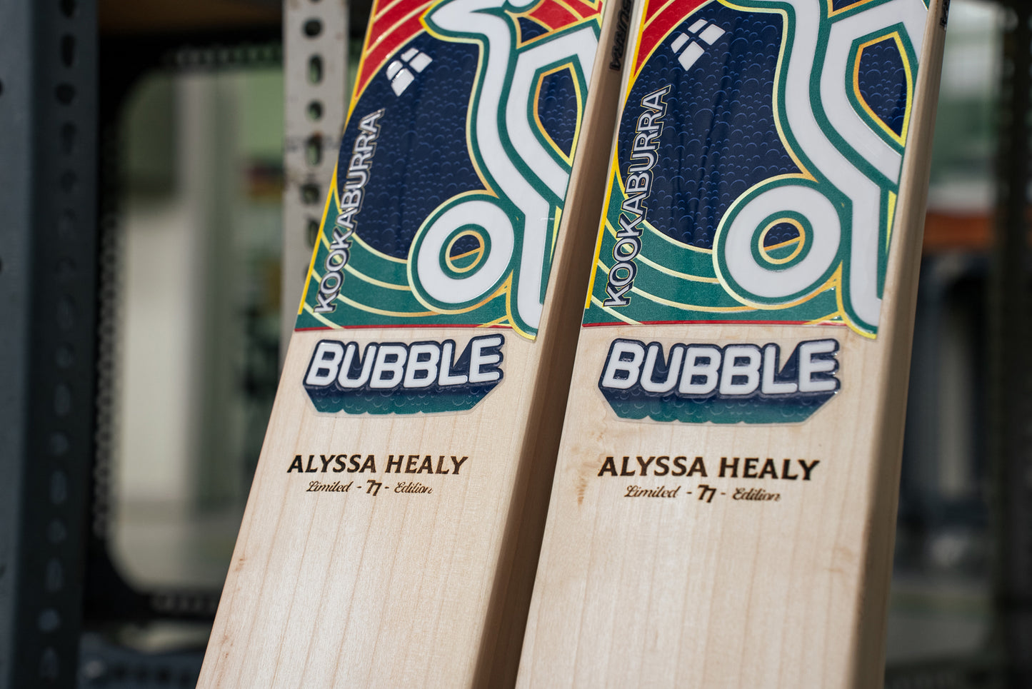 Kookaburra Retro Bubble ALYSSA HEALY Limited Edition English Willow Cricket Bat