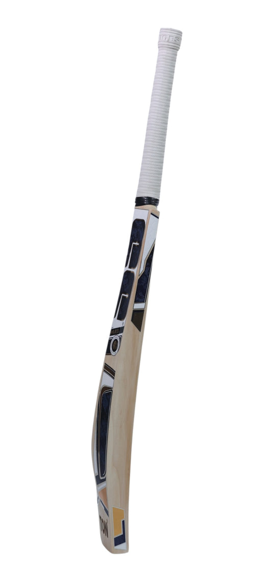 SS Master 99 Junior English Willow Cricket Bat