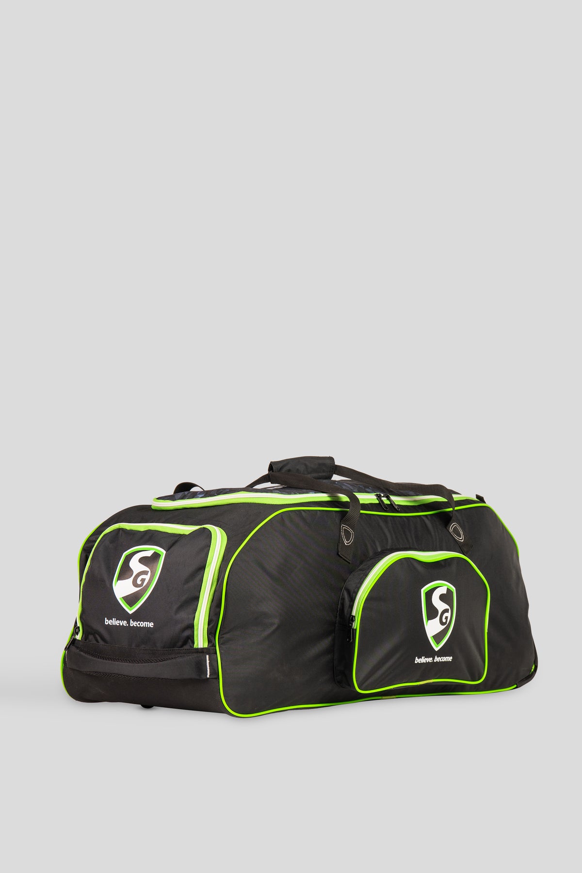 SG Smartpak 2.0 Wheelie Cricket Kit Bag