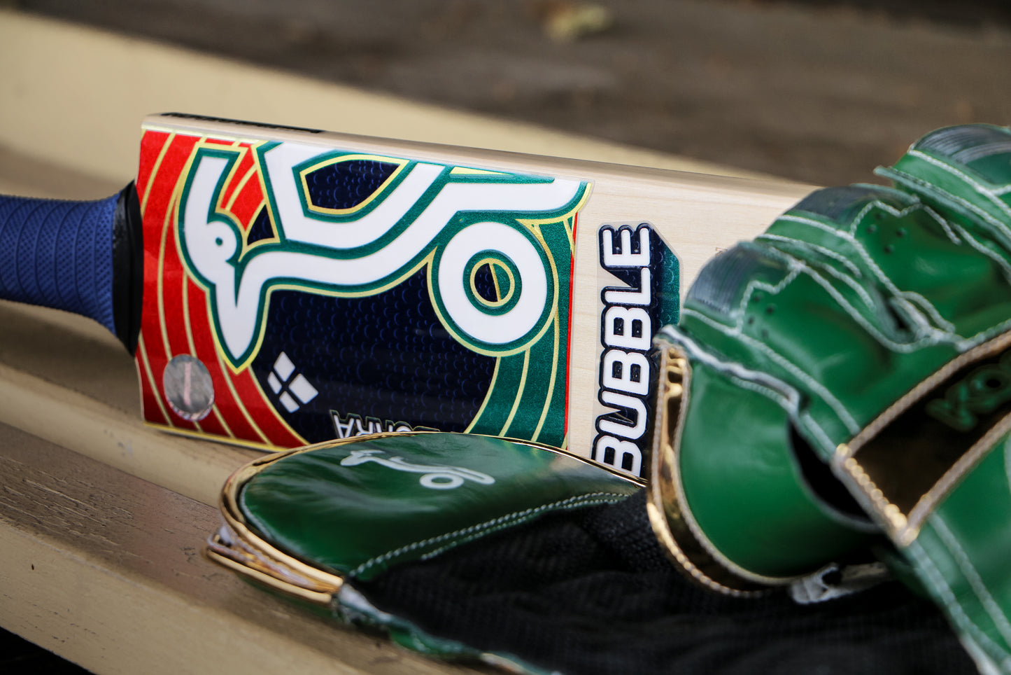 KOOKABURRA RETRO BUBBLE LIMITED EDITION BAT SIZE SH